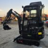 MINIEXCAVADORA 1800 KILOS